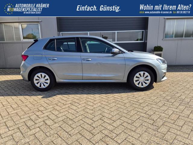 Skoda Fabia 1.0 TSI 95PS Selection 5-t&uuml;rig R&uuml;ckf.Kamera Parksensoren Sitzheizung Multifunktionslenkrad Klima Skoda-Radio Bluetooth Touchscreen Tempomat Nebelsch. Apple CarPlay + Android Auto 