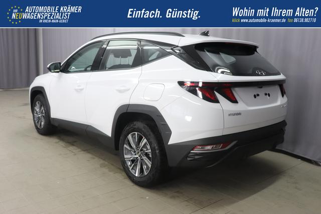 Hyundai Tucson 1.6 T-GDI 6MT 2WD Family MY23 110kW Polar White Sitzpolsterung in Stoff Schwarz