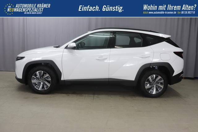 Hyundai Tucson 1.6 T-GDI 6MT 2WD Family MY23 110kW Polar White Sitzpolsterung in Stoff Schwarz
