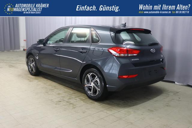 Hyundai i30 FL 1.0 T-GDi 7DCT Comfort CP MY23 88kW 48V Dark Knight 