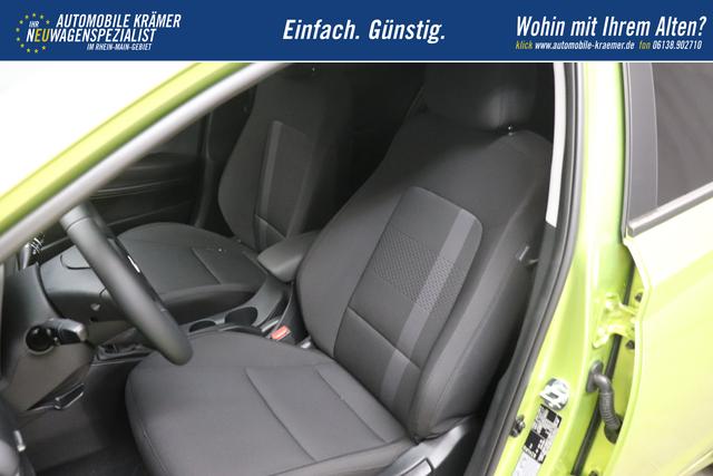 Hyundai i20 Family 1.0 T-GDI 73 kW (100 PS) Navigationssystem, Klimaautomatik, Sitzheizung, Lenkradheizung, Radio mit DAB, Apple CarPlay & Android Auto, R&uuml;ckfahrkamera, Einparkhilfe hinten, Lichtsensor, Spurassistent, Fernlichtassistent, Verkehrszeichenassistent uvm. 