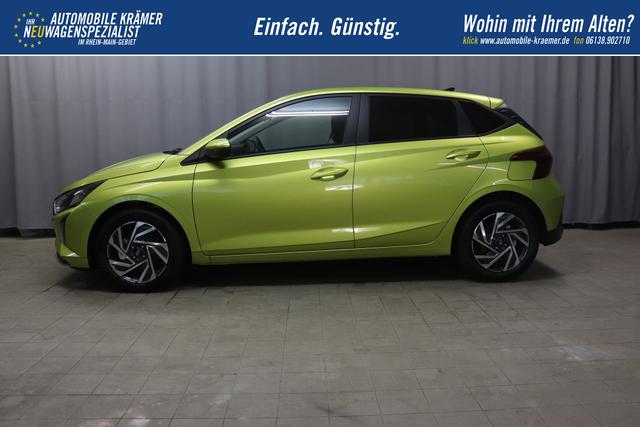 Hyundai i20 Family 1.0 T-GDI 73 kW (100 PS) Navigationssystem, Klimaautomatik, Sitzheizung, Lenkradheizung, Radio mit DAB, Apple CarPlay & Android Auto, R&uuml;ckfahrkamera, Einparkhilfe hinten, Lichtsensor, Spurassistent, Fernlichtassistent, Verkehrszeichenassistent uvm. 