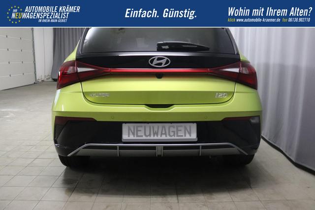 Hyundai i20 Family 1.0 T-GDI 73 kW (100 PS) Navigationssystem, Klimaautomatik, Sitzheizung, Lenkradheizung, Radio mit DAB, Apple CarPlay & Android Auto, R&uuml;ckfahrkamera, Einparkhilfe hinten, Lichtsensor, Spurassistent, Fernlichtassistent, Verkehrszeichenassistent uvm. 