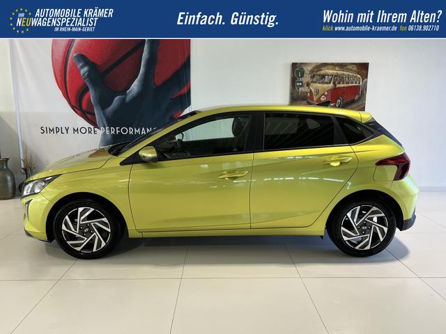 Hyundai i20 1,2 Family Lucid Lime metallic