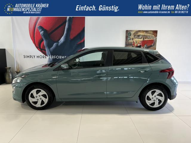 Hyundai i20 GO! Mangrove Green, Beispielbilder, ggf. teilweise mit Sonderausstattung