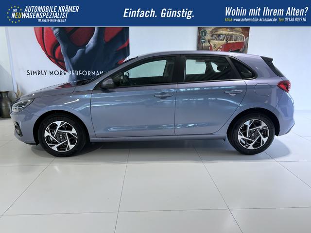 Hyundai i30 GO Meta Blue Pearl