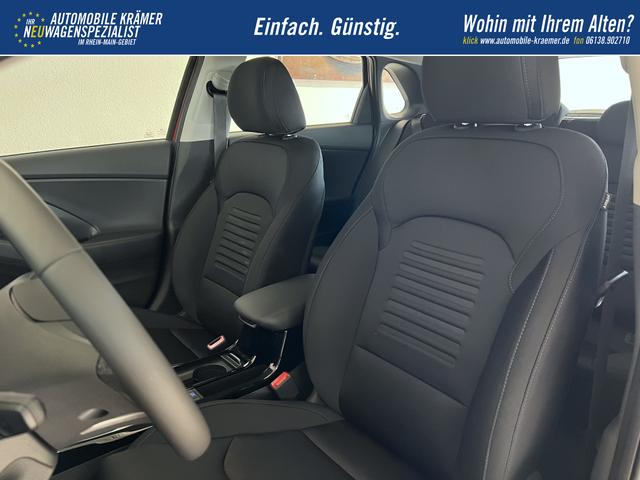 Hyundai i30 Go Engine Red