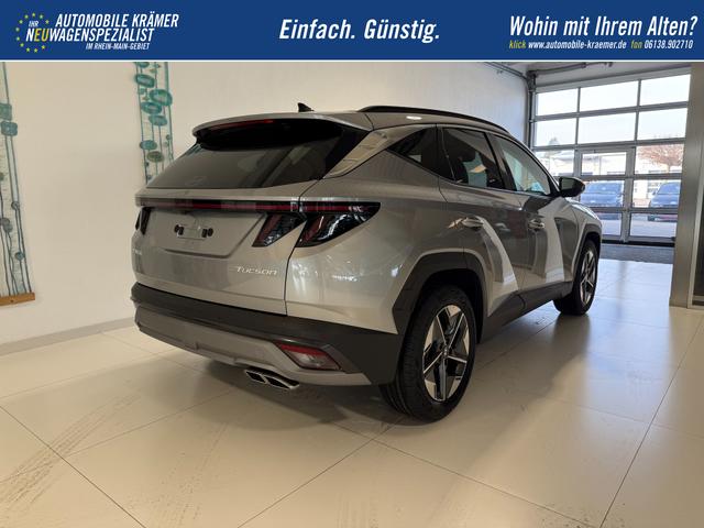 Hyundai GO Plus Shimmering Silver