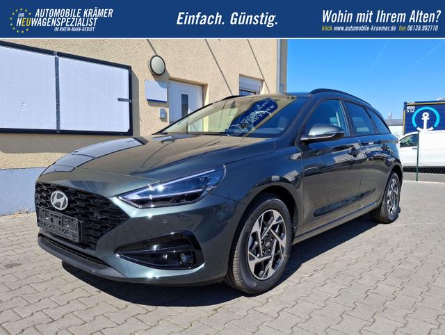 Hyundai / i30 / Gr&uuml;n / Family / / , Beispielbilder, ggf. teilweise mit Sonderausstattung