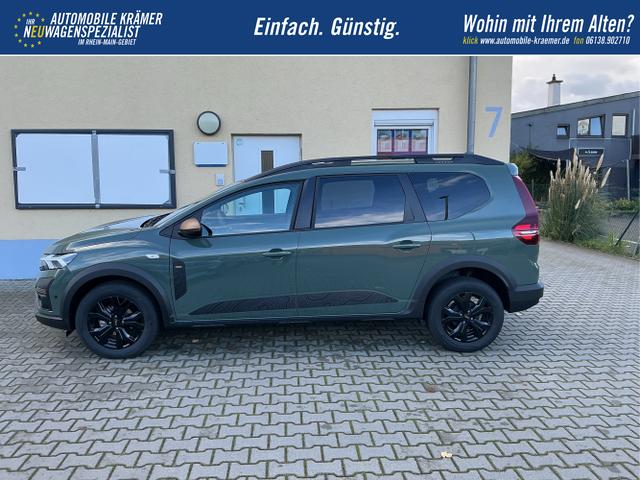 Dacia / Jogger / Grün / Extreme / Dusty Green / , Beispielbilder, ggf. teilweise mit Sonderausstattung