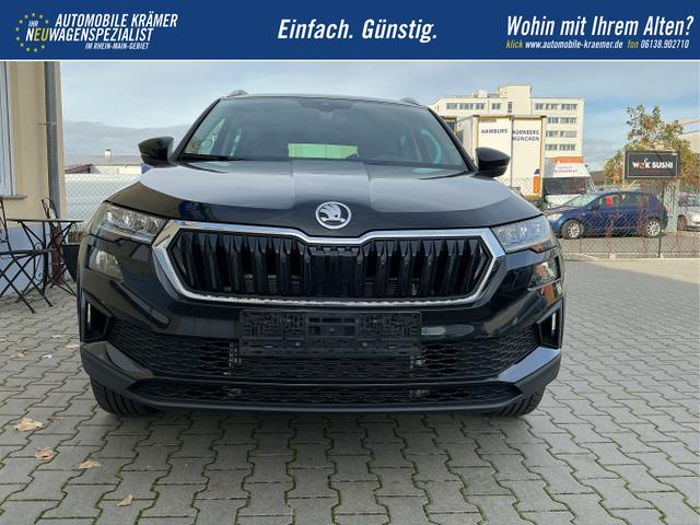 Skoda / Karoq / Schwarz / Selection / Black Magic Metalic / , Beispielbilder, ggf. teilweise mit Sonderausstattung