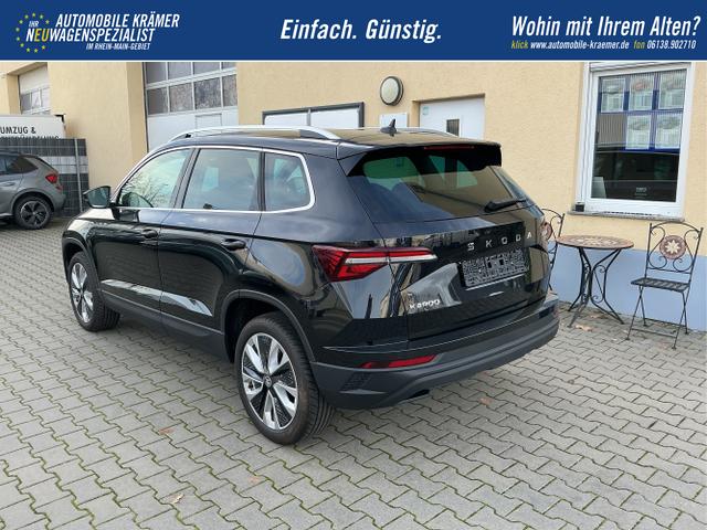 Skoda / Karoq / Schwarz / Selection / Black Magic Metalic / , Beispielbilder, ggf. teilweise mit Sonderausstattung