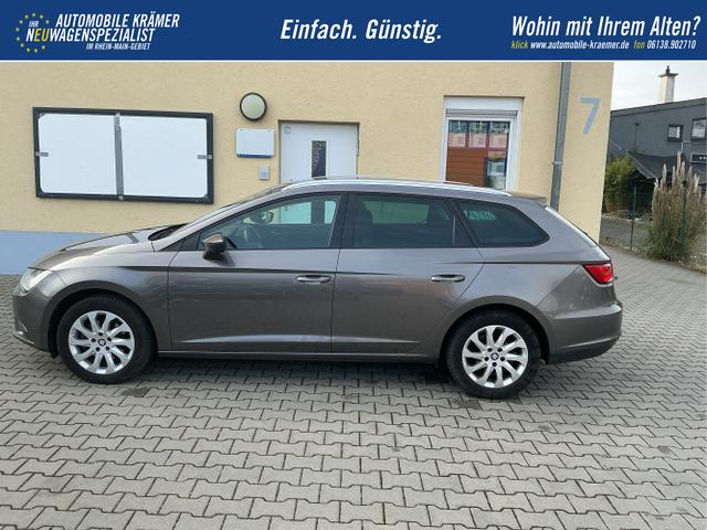 Seat / Leon Sportstourer / Grau / / / Style DSG Alcantara Klimaauto PDC Winterpaket