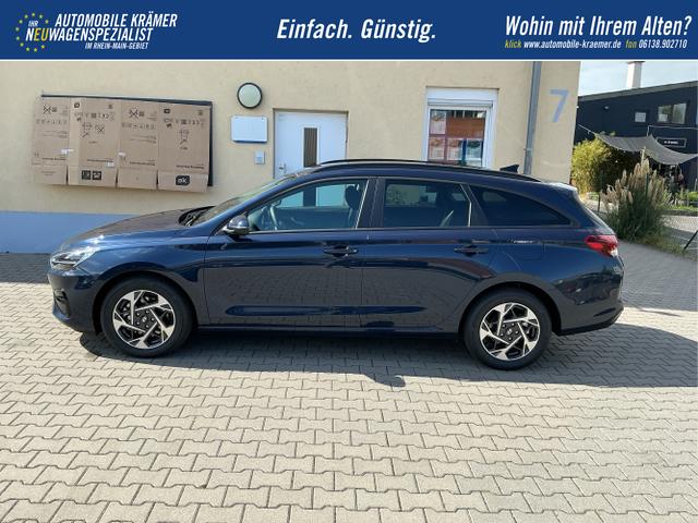 Hyundai / i30 / Blau / Go / Salley blue / , Beispielbilder, ggf. teilweise mit Sonderausstattung