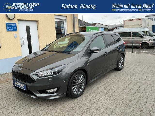 Ford Focus Turnier - ST-Line Xenon Navi Winterpaket