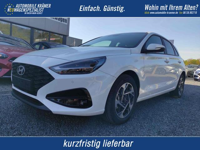 Hyundai i30 - Family HB 1.6 GO*Navi*LED*Shzg*Lhzg*PDC*Cam*16Zoll*