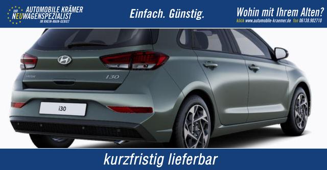 Hyundai i30 - Family HB 1.6 GO*Navi*LED*Shzg*Lhzg*PDC*Cam*16Zoll*