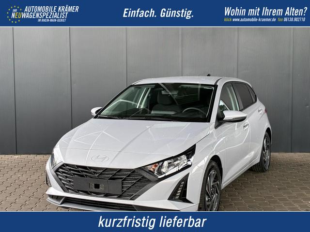 Hyundai i20 - Pure 1.2 MPI / Navi PDC Hinten + Kamera Abgedunkelte Scheiben Tempomat Alu 16"