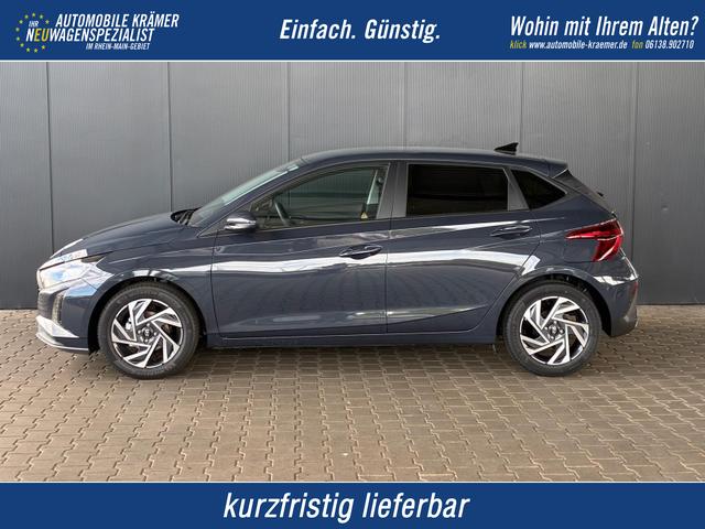 Hyundai i20 - Pure 1.2 MPI / Navi PDC Hinten + Kamera Abgedunkelte Scheiben Tempomat Alu 16"