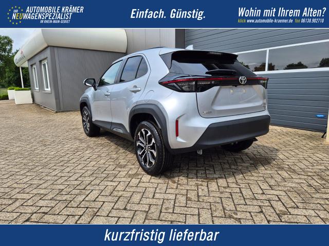 Toyota Yaris Cross - 1.5VVT-iE 130PS Automatik Teamplayer Klimaautomatik Sitzheizung Lenkradheizung PDC v+h Rückf.Kamera 17-LM abged.Scheiben 2xKeyless DAB+ Bluetooth Touchscreen Apple CarPlay Android Auto