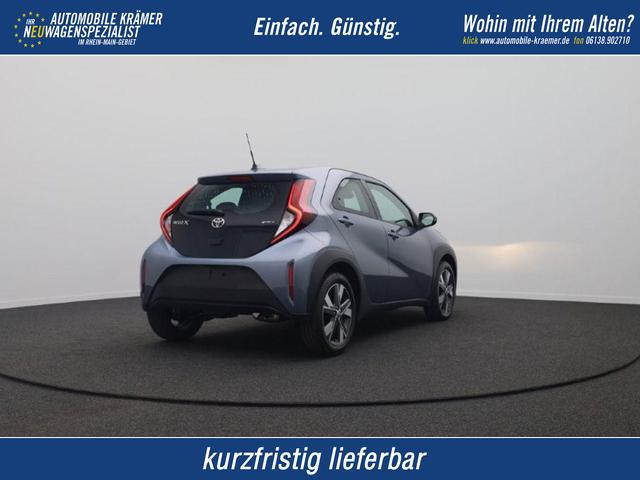 Toyota Aygo X - Pure 1.5 Hybrid 116PS Automatik Sitzheizung Klimaautomatik AbstandsTempomat Multifunktionslenkrad Radio Bluetooth Touchscreen Apple CarPlay + Android Auto
