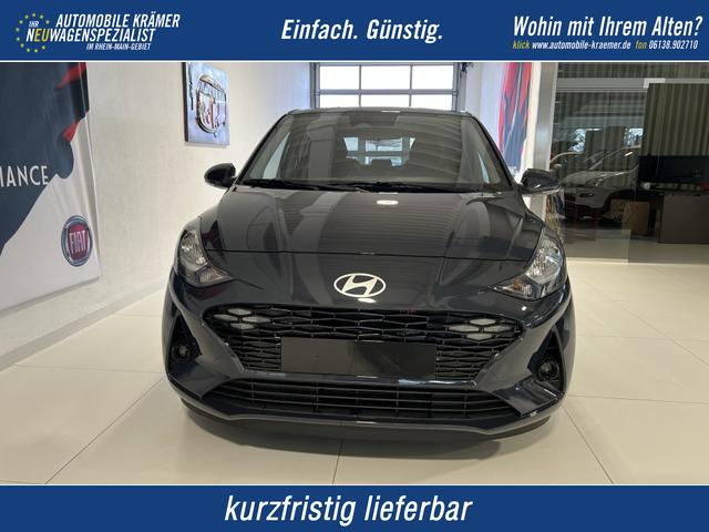 Hyundai i10 - GO+ 1.2 MT 58 kW (79 PS) Klimaautomatik, Navigationssystem, Apple CarPlay & Android Auto, Sitzheizung, Lenkradheizung, Einparkhilfe hinten, R&uuml;ckfahrkamera, Privacy Glass, 15" Leichtmetallfelgen, uvm.