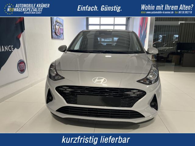 Hyundai i10 - GO+ 1.2 MT 58 kW (79 PS) Klimaautomatik, Navigationssystem, Apple CarPlay & Android Auto, Sitzheizung, Lenkradheizung, Einparkhilfe hinten, R&uuml;ckfahrkamera, Privacy Glass, 15" Leichtmetallfelgen, uvm.