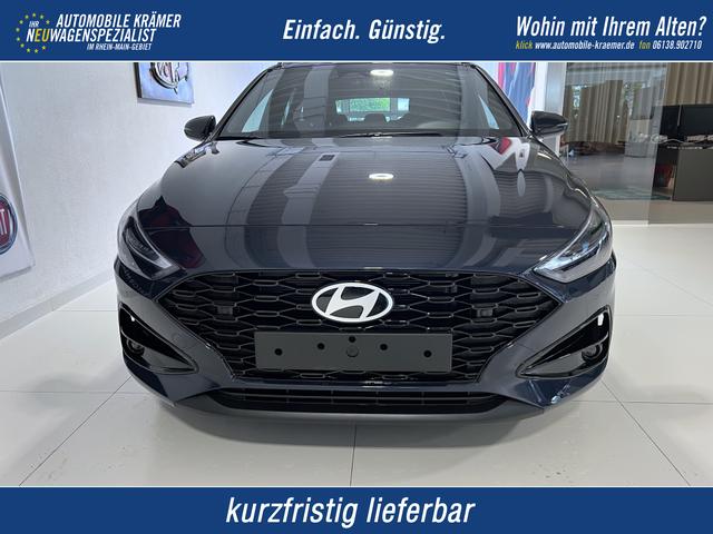 Hyundai i30 - GO+ 1.0 T-GDi 73 kW (100 PS) 2-Zonen-Klimaautomatik, Lenkradheizung, Sitzheizung, Navigationssystem, DAB, Apple CarPlay, Android Auto, LED-Abblendlicht, Lichtsensor, Einparkhilfe vorne und hinten, R&uuml;ckfahrkamera, 17 Zoll Leichtmetallfelgen, uvm.