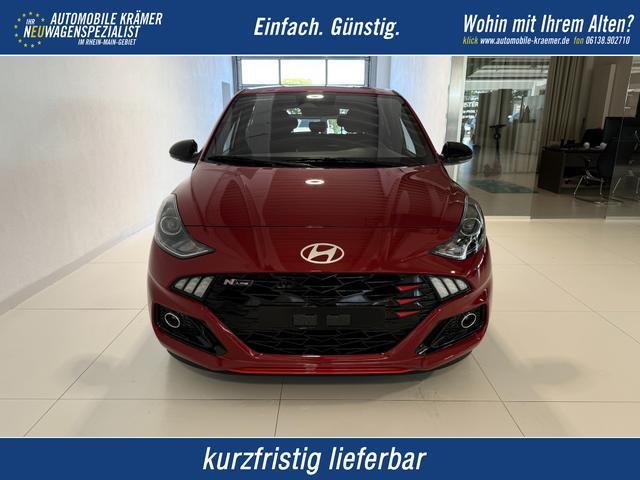 Hyundai i10 - N Line 1.0 T-GDI 66 kW (90 PS) Line-Interieur-Paket, Lenkradheizung, Sitzheizung, Klimaautomatik, Radio, DAB, Apple CarPlay, Android Auto, Navigationssystem, R&uuml;ckfahrkamera, Verkehrszeichenerkennung, Tempomat, 16 Zoll Leichtmetallfelgen, uvm.