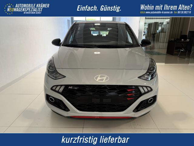 Hyundai i10 - N Line 1.0 T-GDI 66 kW (90 PS) Interieur-Paket, Lenkradheizung, Sitzheizung, Klimaautomatik, Radio, DAB, Apple CarPlay, Android Auto, Navigationssystem, R&uuml;ckfahrkamera, Verkehrszeichenerkennung, Tempomat, 16 Zoll Leichtmetallfelgen, uvm.
