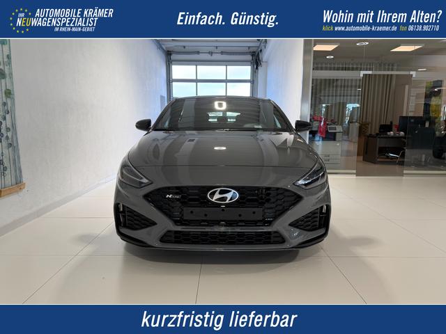 Hyundai i30 - N Line 1.5 T-GDI DCT 48V 103 kW (140 PS) Adaptiver Tempomat, Sitz-Paket, Lenkradheizung, Sitzheizung, 2-Zonen-Klimaautomatik, DAB, Apple CarPlay, Android Auto, Navigationssystem, Regensensor, 18 Zoll Leichtmetallfelgen, uvm.