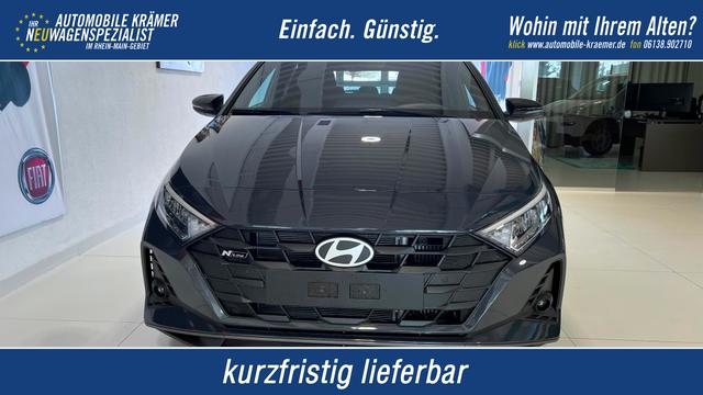 Hyundai i20 - N Line 1.0 T-GDI DCT 73 kW (100 PS) Induktionsladestation, Toter-Winkel-Assis. Lenkradheizung, Sitzheizung, Klimaautomatik, Android Auto, Apple CarPlay, Navigationssystem, Virtual Cockpit, Einparkhilfe v + h, R&uuml;ckfahrkamera, 17 Zoll Leichtmetallfelgen, uvm.