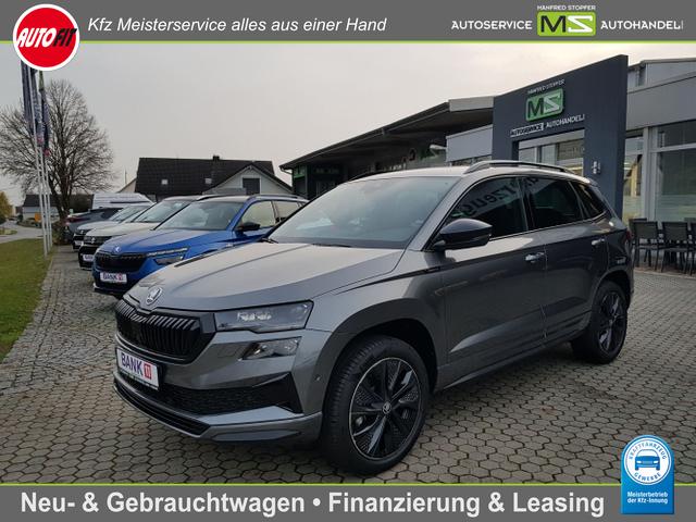 Lagerfahrzeug Skoda Karoq - 2.0 TDI Sportline 4x4 7-GANG DSG AUTOMATIK! AHK SCHWENKBAR NAVIGATION ELEKTR.HECKKLAPPE 3-ZONEN CLIMATRONIC FRONTSCHEIBENHEIZUNG KAMERA WINTERPAKET MATRIX LED KESSY TEMPOMAT ACC PDC VORNE UND HINTEN  5 JAHRE GARANTIE!