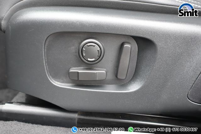 Land Rover Range Rover Velar P400e R-Dynamic SE 