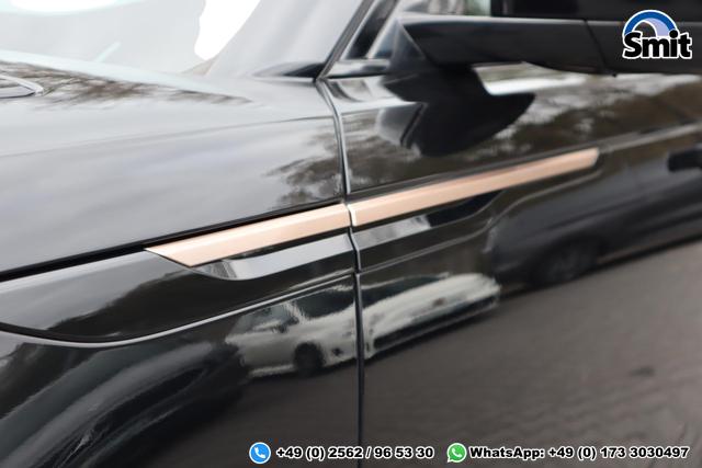 Land Rover Range Rover Velar P400e R-Dynamic SE 
