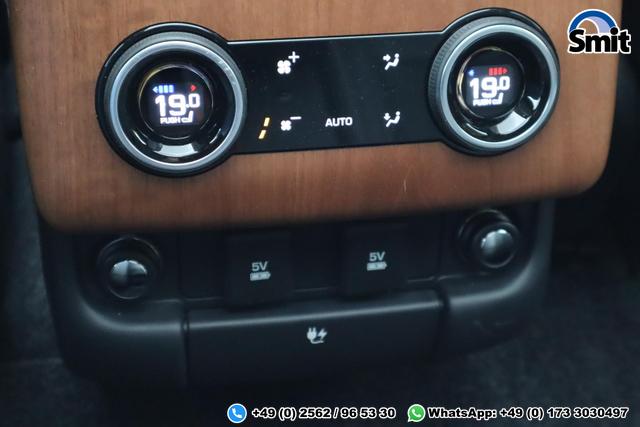 Land Rover Range Rover P400e Hybrid Autobiography 