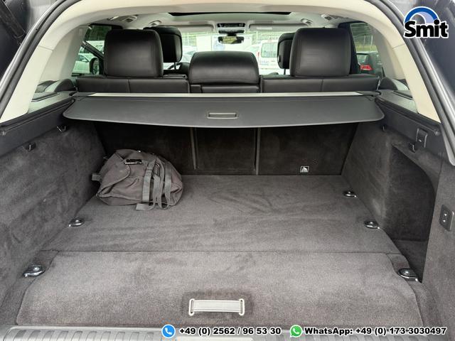 Land Rover Range Rover Sport P400e Hybrid SE 