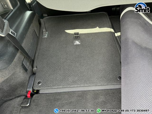 Mercedes-Benz GLB 200 d AMG Line ) 
