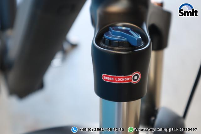 Riese & Müller Charger3 touring * 56 cm storm blue matt Nyon 