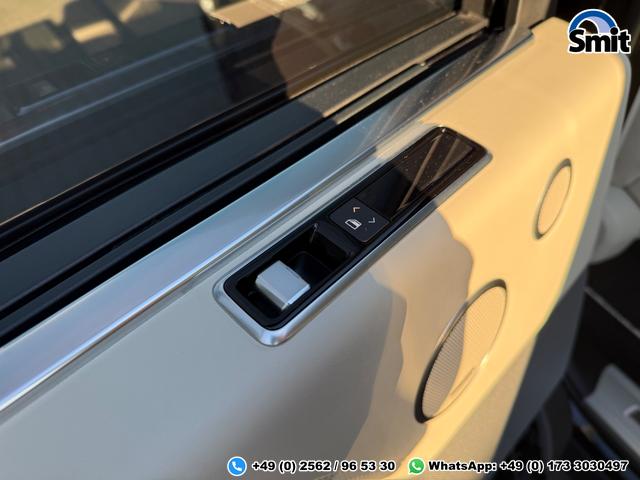 Land Rover Range Rover P400e LWB Hybrid Autobiography 