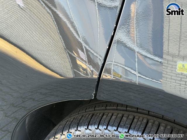 Land Rover Range Rover P400e LWB Hybrid Autobiography 