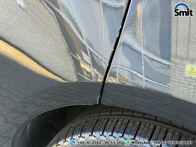 Land Rover Range Rover P400e LWB Hybrid Autobiography 