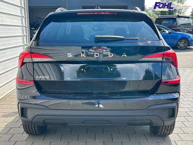 Skoda Kamiq Extra 1.5 TSI DSG AHK*Android Auto*BlackPak*Keyless*SHZ*Kamera*5J Garantie*Klimaauto 