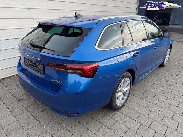 Skoda Octavia Combi Selection Kombi 1.5 TSI DSG AHK*Android Auto*ACC*SHZ*E-Heck*Keyless*Kamera*2Z Klimaauto 