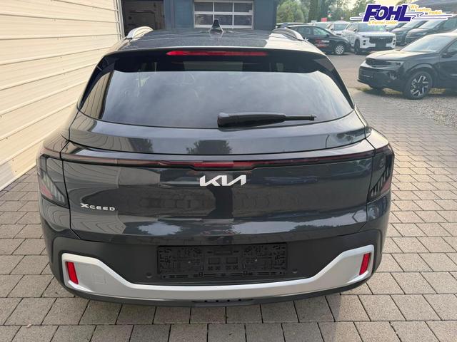 Kia XCeed Silver Facelift 1.6 T-GDi DCT7 Android Auto*Navi*SHZ*Kamera*2Z-Klimaauto*PrivacyGlas 