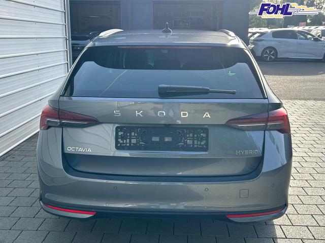 Skoda Octavia Combi Selection Kombi 1.5 TSI DSG AHK*Android Auto*ACC*SHZ*E-Heck*Keyless*Kamera*2Z Klimaauto 