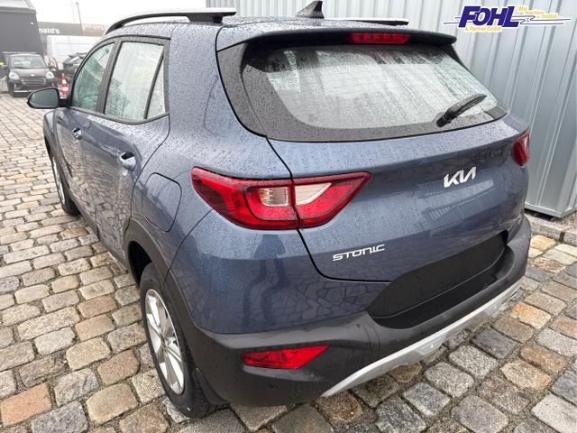 Kia / Stonic / Blau / / / , Beispielbilder, ggf. teilweise mit Sonderausstattung