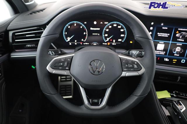Volkswagen Touareg 3.0 TDI 210 kW 4Motion R-Line V6 Black, 22-Zoll, Dynaudio, Pano 
