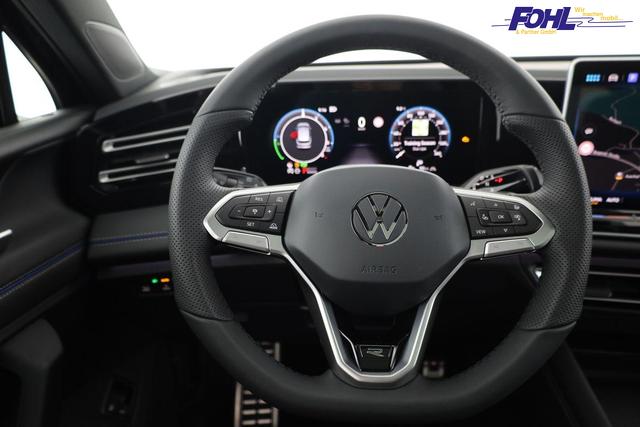 Volkswagen Tiguan 1.5 TSI eHybrid 200 kW R-Line Black, Pano, 20-Zoll, AHK, AreaView, 5-J Garantie 