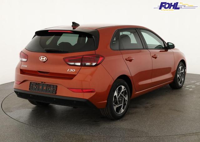 Hyundai i30 1.0 T-GDI DCT Family, Navi, Kamera, LED, 16-Zoll, Winterpaket, 1. Hand 